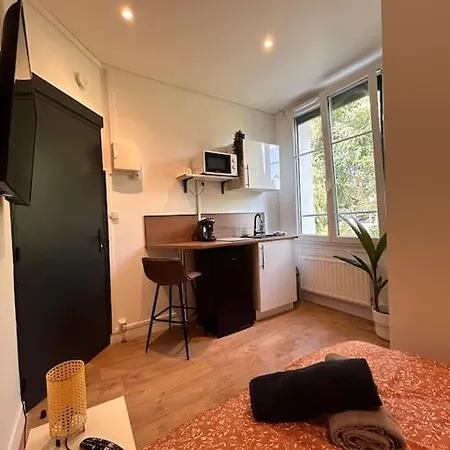 Le Ptit Nid Doux Νανσύ